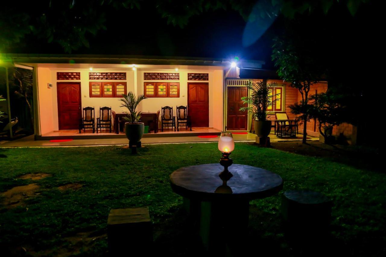 Greenery Lanka Villa Unawatuna Exterior photo